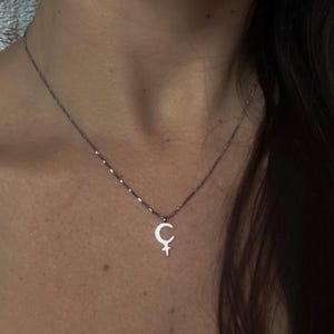 Lilith silver necklace