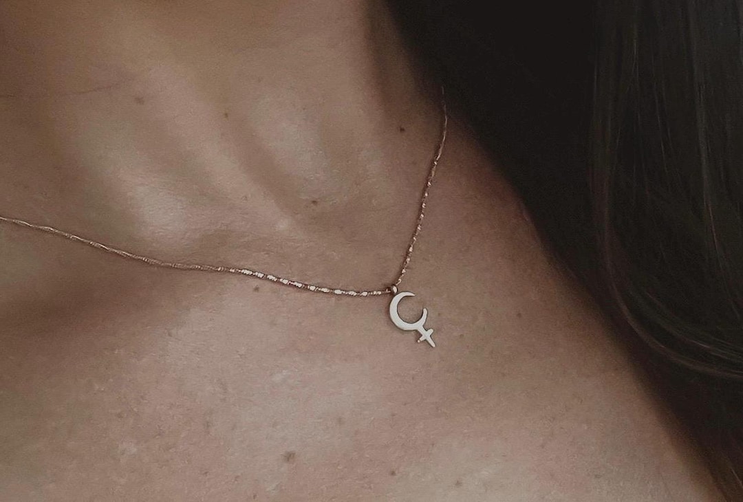 Lilith WATERPROOF Astrology Necklace: 14k Gold & Silver • Black Moon • Feminine Power - Etsy Japan