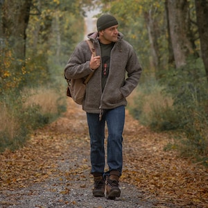Wolljacke Modell Max Naturbraun - komplett gefüttert - abnehmbare Kapuze