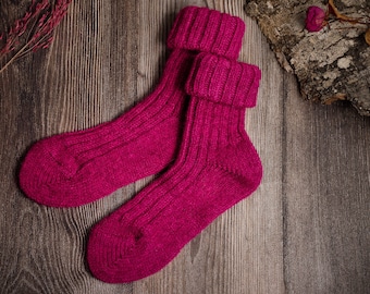 Knitted socks with cuffs in pink - cozy socks - super soft