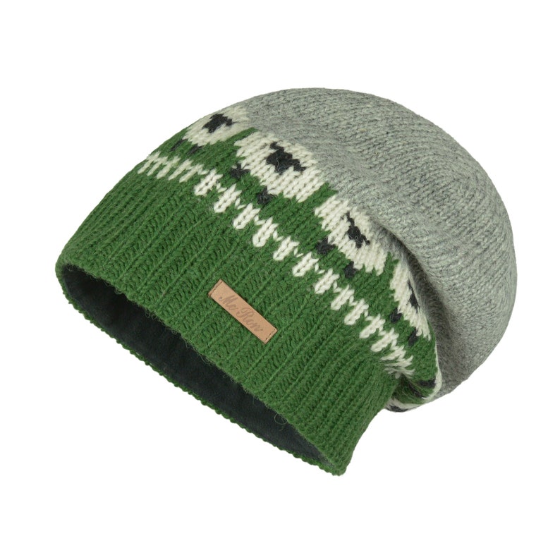 Beanie wool hat in sheep design Model Samsar completely lined with fleece Green