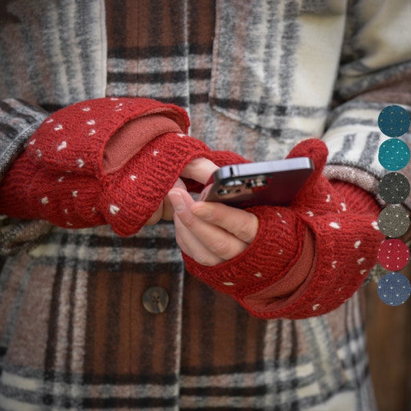 Folding gloves model Naomi - with small hearts - completely lined with fleece