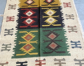 Handwoven Jute Wool Kilim Rug: Indian Dhurrie Bohemian Geometric Carpet