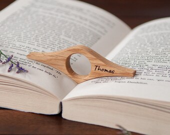 Personalized Wooden Thumb Page Holder | Reading Ring | Solid Oak