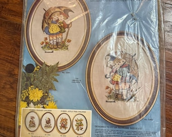 Kit de bordado vintage Paragon Hummel – "Los niños del paraguas" (#0364)