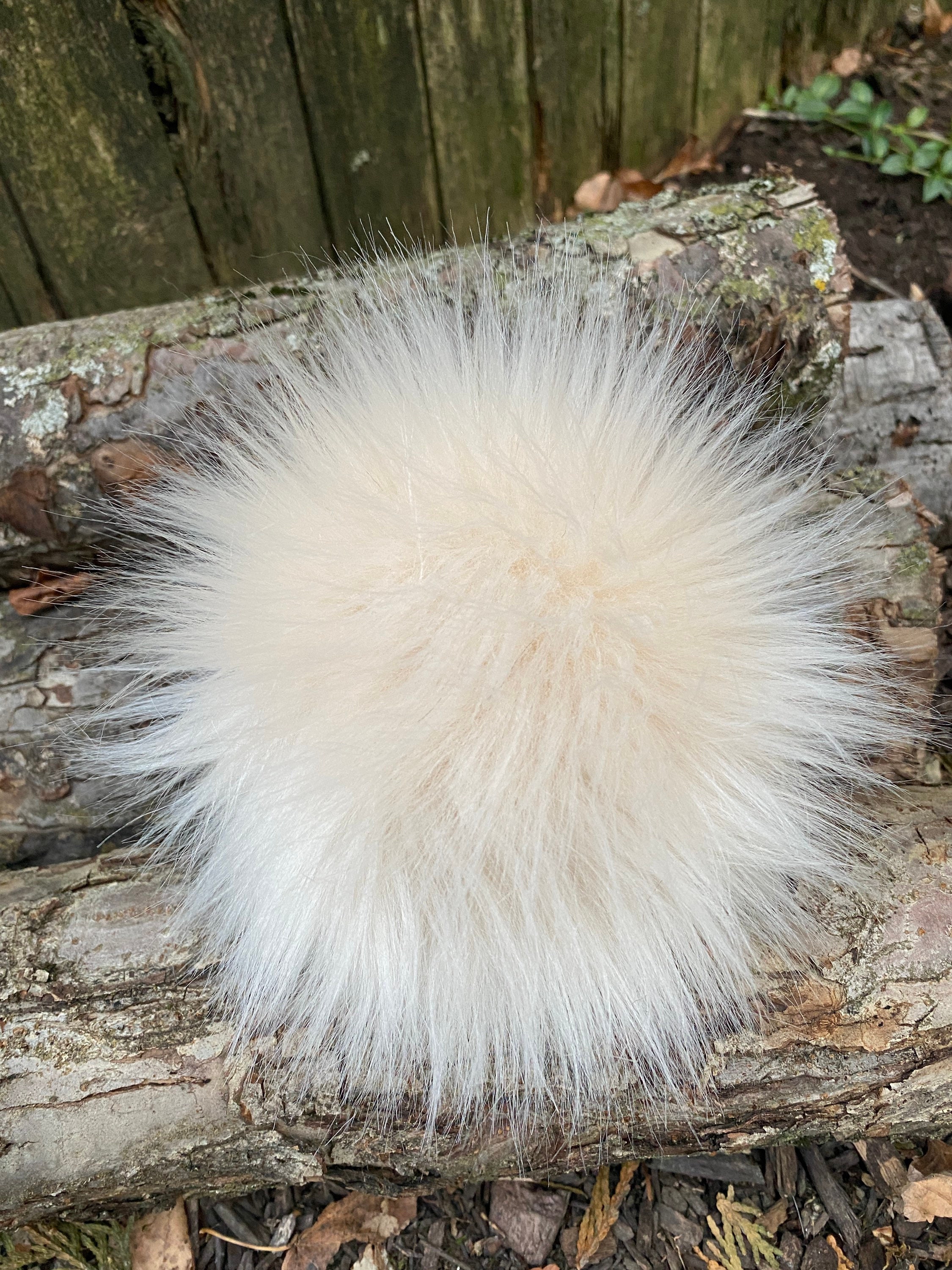 Mini Fur Pom Poms, Small Pompoms, Fluffy Pom Pom for Beanie, Soft