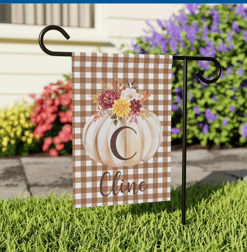 SouthernGiftStudio Yard Flag