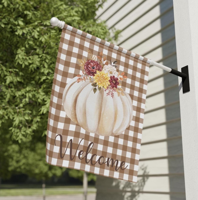 SouthernGiftStudio Yard Flag - Thumbnail 4