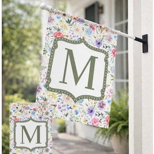 Personalized Floral Monogram Garden Flag – Custom Initial Outdoor Yard Decor – Spring Summer Welcome Sign – Newlywed Housewarming Gift
