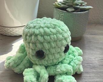 Pulpo de peluche a crochet: Amigurumi de hilo de chenilla suave