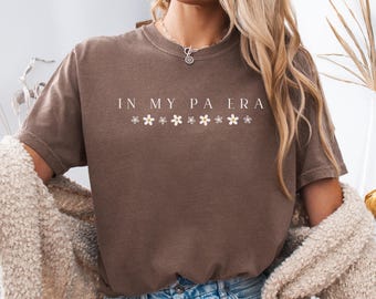 Camiseta "Colores cómodos en mi época de asistente médico", regalo de graduación de asistente médico, regalo para estudiantes de asistente médico, camiseta de asistente médico, regalo de graduación de la facultad de medicina