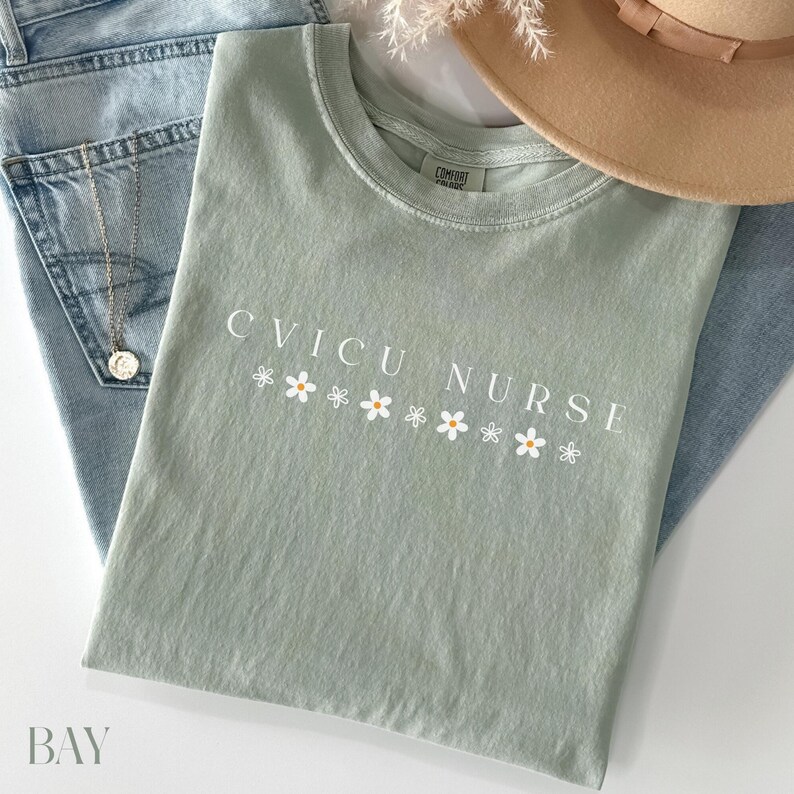 Cvicu Nurse Shirt Comfort Colors, Cvicu Nurse Gift, CVICU Nurse T-shirt, Cardiac Nurse Sweatshirt, Cardiac Nurse Gift, Cardiology Nursing imagem 9