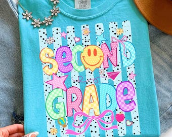 Camiseta Coquette Bow para segundo grado, regalo de regreso a clases, camiseta de maestra de segundo grado con rayas neón, camiseta para la escuela primaria