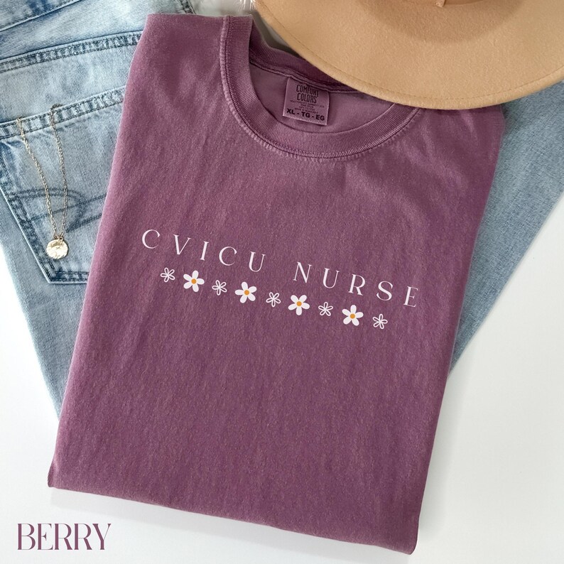 Cvicu Nurse Shirt Comfort Colors, Cvicu Nurse Gift, CVICU Nurse T-shirt, Cardiac Nurse Sweatshirt, Cardiac Nurse Gift, Cardiology Nursing imagem 8