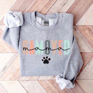 Samoyed Mom Sweatshirt, Samoyed Mom Gift, Dog Mom Sweatshirt, Samoyed Gifts, Samoyed Sweatshirt, Dog Mom Shirt, Samoyed Mom Tee, Dog Mom Tee
