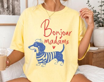 Funny Dachshund Shirt, Dachshund Mama Gift, Funny Doxie Tshirt, Sausage Dog Graphic Tee