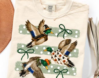 Camiseta de pato ánade real de Halloween, regalo de temporada espeluznante, camiseta de pato fantasma bruja, regalo para amantes de los patos de otoño, camiseta divertida de pato ánade real