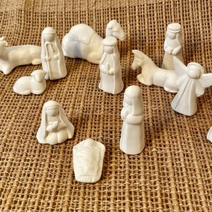 Nativity - Ceramic - “Faceless” - Ready to Paint - Bisque *read description for size*
