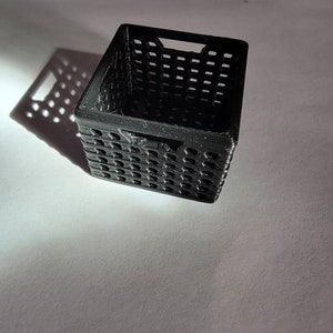 Scale Crate and accessories