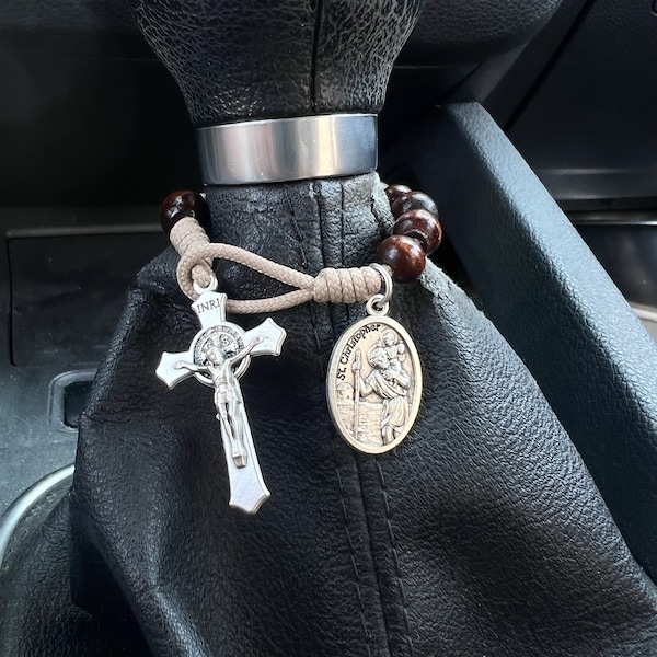 Catholic Gearbox Accessories, Gift For Truck Driver Car Owner, One Decade Rosary Chaplet With Wooden Prayer Beads And Saint Medal