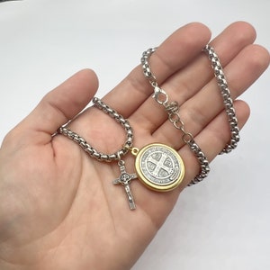 Benedikt Anhänger Halskette, Heiliges Benedikt Kreuz, Edelstahl Schmuck, Heilige Familie San Benito Miraculous Divine Mercy Michael Medal