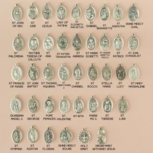 Three Beads Catholic Chaplet, Holy Trinity Cross Pendant, St Peregrine Medal Chaplet, Cancer Survivor Gift, CHOOSE BEADS And SAINT image 4