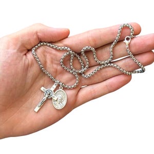 Naszyjnik wiary Carlo Acutisa – regulowany łańcuszek ochronny | Ręcznie robiony w Medjugorje dla niego i dla niej