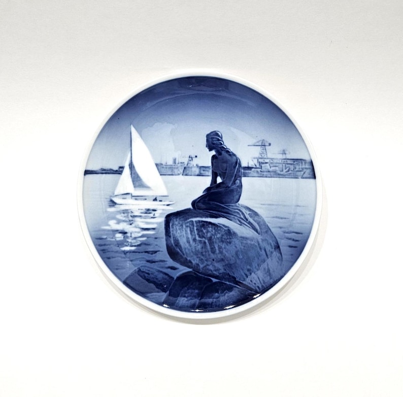The Little Mermaid Royal Copenhagen Plate 8" Collector Plate bild 1