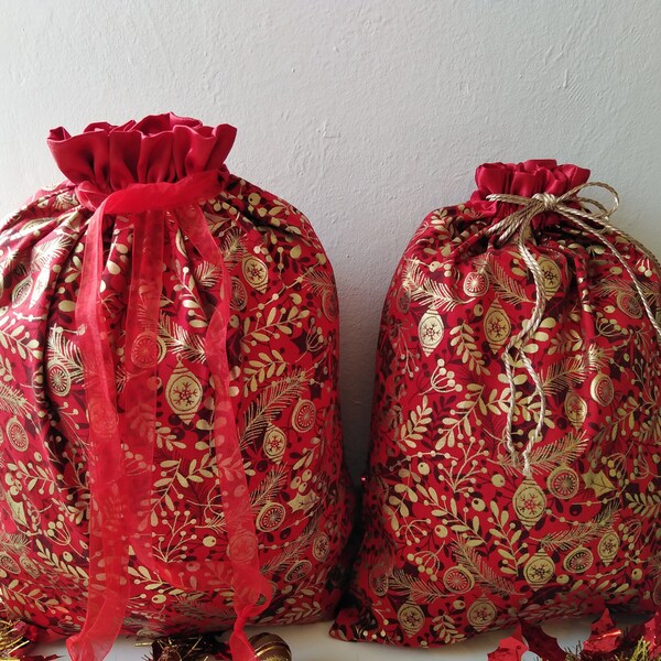 Sac cadeau Noël en tissu, emballage écologique, réutilisable, rouge motif doré ou blanc sapins dorés