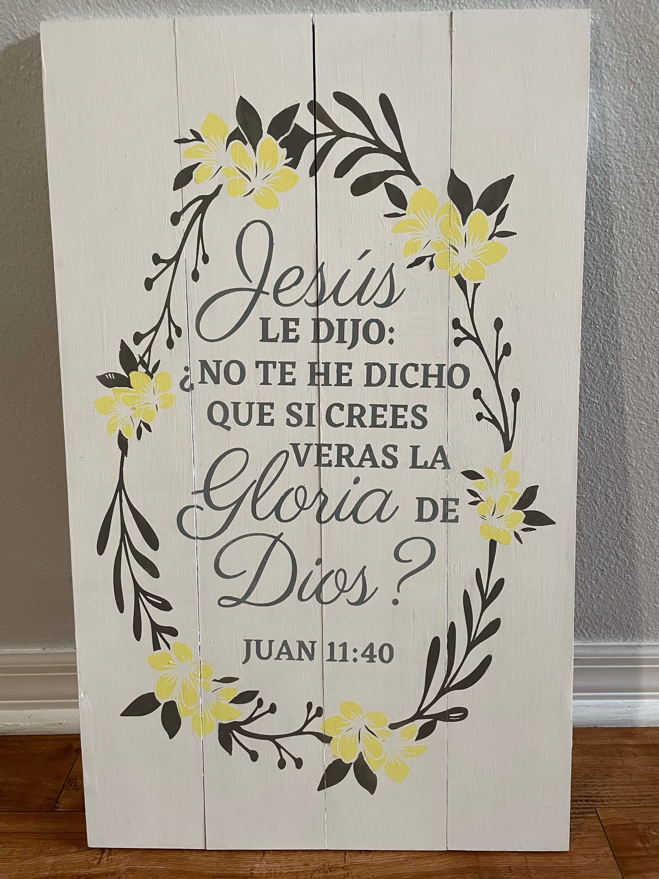 Letrero De Madera 'Fe En Dios Y Su Tiempo' – Decoración Rústica Para El Hogar Y La Granja (20x20 Cm)