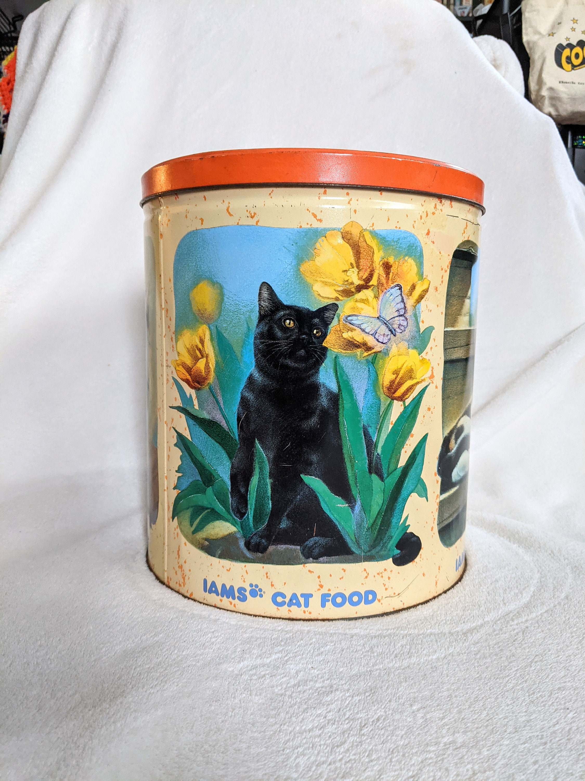 Iams cat top food tin