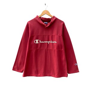 Vintage Champion Products Spellout Logo Print Crewneck Sweatshirt Pullover Jumper Streetwear Maroon Sweatshirt Vintage Baggy Size Medium