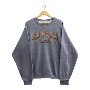 Sudadera vintage Y2K de la Universidad de Bloomsburg, jersey de cuello redondo de Bloomsburg, jersey de Bloomsburg, ropa de calle, estampado de logotipo, gris, talla MEDIANA