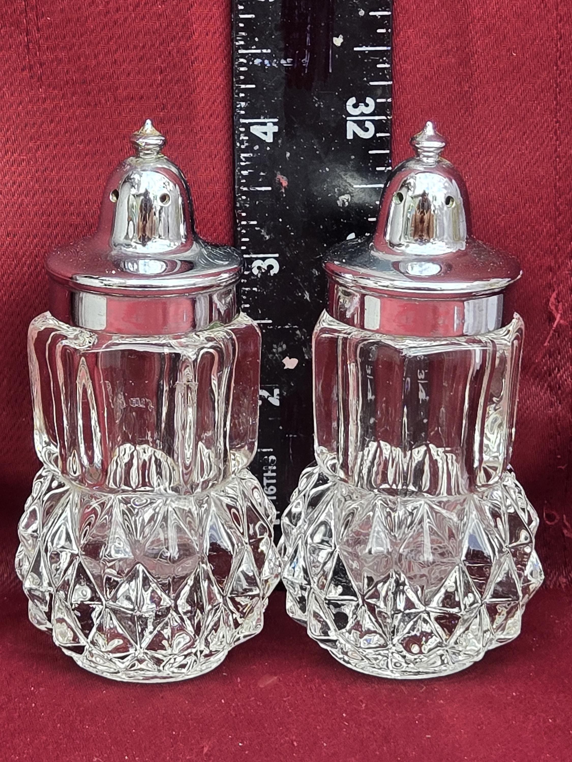 Vintage glass salt and pepper - Etsy 日本