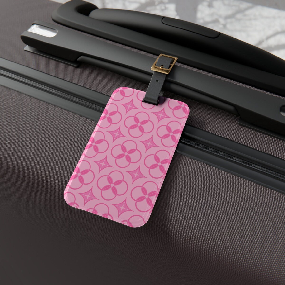 【専用】Luggage Tag Pink tote beige stripe 専用】Luggage Tag Pink tote beige stripe - メルカリ