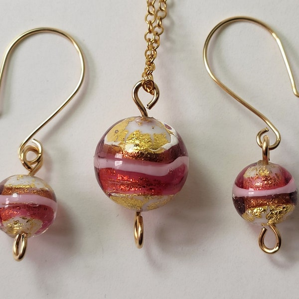 Jewellery Set with Necklace and Earrings. Red and white glass with gold foil handmade Murano glass jewelry set.