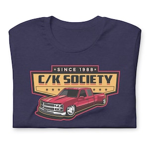 C/K Society Abaissé Crew Cab Dually OBS Logo T-shirt unisexe | Chevrolet / GMC