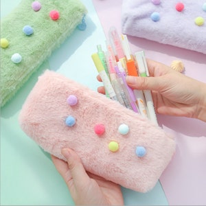 Trousse à crayons en peluche macaron, jolie trousse de maquillage, jolie trousse à crayons, rentrée des classes, fournitures pour étudiants, trousse à crayons de couleur claire, trousse à crayons pour elle