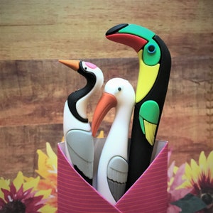 Cute Set of 3 bird pens Seagull | Toucan | Red Crown Pelican 0.5mm Gel Ink Pen with Card Holder