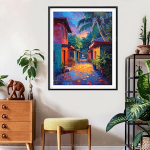 Pu&ograve; includere: Una stampa artistica incorniciata che raffigura una vivace scena di strada con edifici colorati, palme rigogliose e un sentiero soleggiato. Il dipinto presenta tonalit&agrave; audaci di arancione, blu e giallo, catturando un vicolo tropicale.