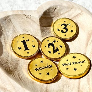 "Vollmilchschokoladen-Münzen und ""Medaillen"" Designs - Platz 1, 2, 3, Winner, Well Done!"