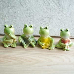 Ceramic quirky frog Pack of 4, Ceramic frog garden decor, Ceramic Home decor gifts