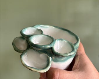 Green speckled Coral bubbly ceramic palette, organic bubble ceramic paint palette with rinse cup , unique artist gift , ceramic home decor