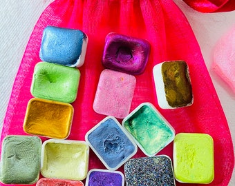 Mystery Metallic Watercolor Paint Set: 14 Quarter Pans Grab Bag