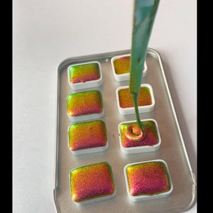 Chrome colorshift paint - Magneto - pink green yellow color Handmade Watercolor Pan - Green Handmade paint- multichrome watercolor