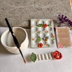 Organic leaf - flower ceramic palette - 12 wells handmade watercolor palette - Artist gift, Art supplies image 5