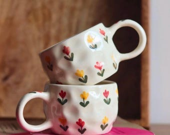 Handpinched tulip ceramic mug, floral ceramic handmade cup 200 ml