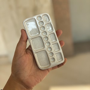 Large ceramic palette with multiple wells - Artist gift - Art stationery- handmade ceramic palette