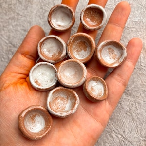 Empty speckled Ceramic Paint pans - set of 5 round pans , clay Ceramic empty watercolor pans , rustic Paint pans, artist supplies
