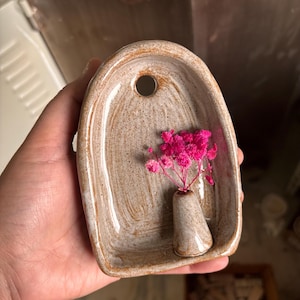 Rustic small ceramic wall hanging with budvase, Terracotta finish ceramic altar 10 cm, ceramic wall sconce image 3